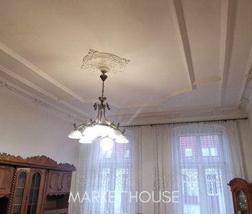 Duża kawalerka w samym centrum - Photo 1