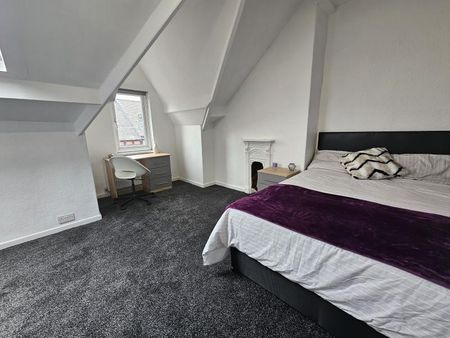 2 bedroom terraced house to rent - Photo 5