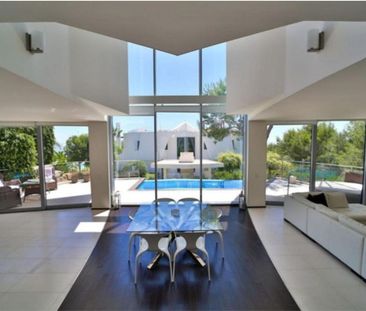 5 room luxury Villa for rent in Marbella, Andalusia - Photo 1