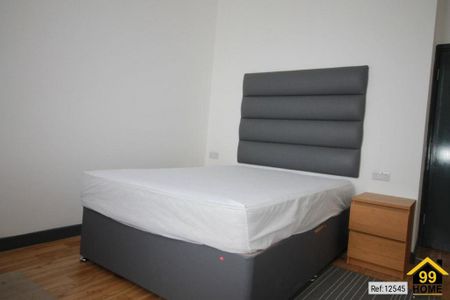 5 bedroom apartment to rent - Photo 3