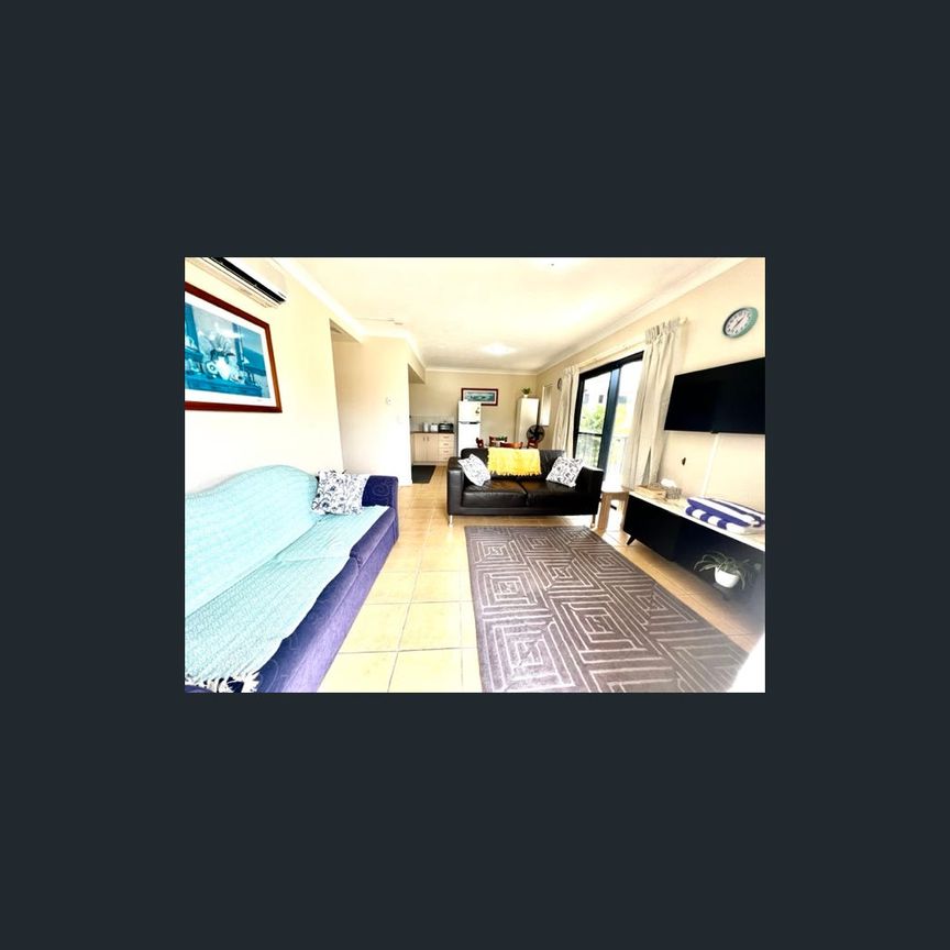 15/59-60 The Strand, Townsville City, Qld 4810 - Photo 1