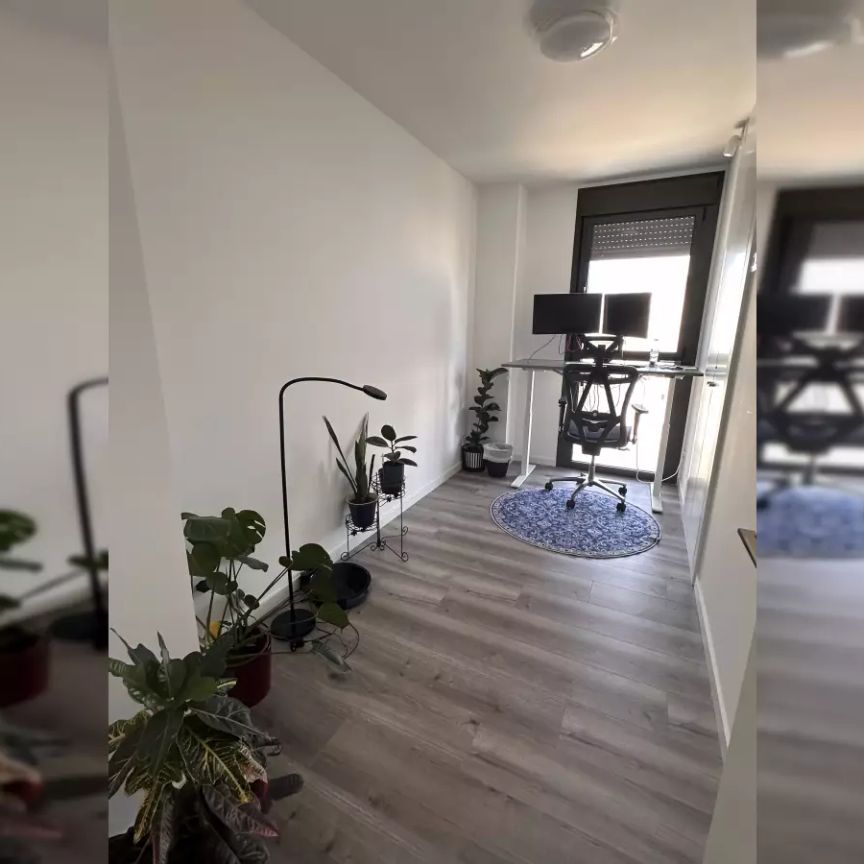 3-bedroom apartment for rent in Malilla, Valencia, bills included - Photo 1