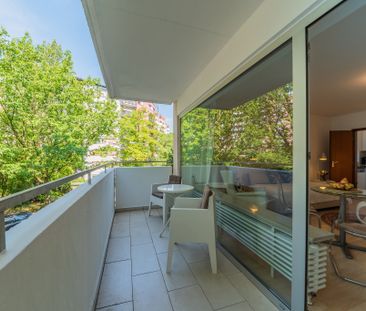 City-Residence: Elegantes und helles Apartment mit Balkon - Photo 1