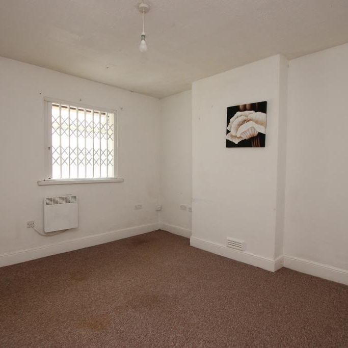 1 bedroom ground floor flat to rent - Photo 1