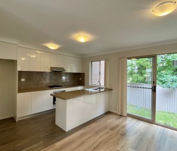 2-bedroom Modern Townhouse in great location - Photo 5