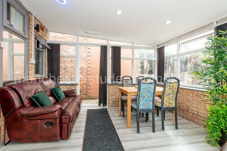 Ashlyn Grove, Manchester, M14 6YG - Photo 4