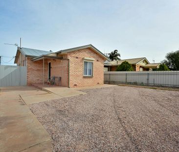 69 Charles Avenue - Photo 6