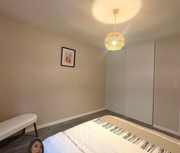 Location Appartement 2 pièces 46m² ST ETIENNE 42000 - Photo 6