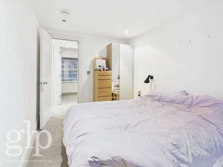 3 Bedroom Apartment, Park Road, Marylebone, NW1 - Photo 4