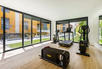 1 Bedroom Apartment with swimming pool, Janelas Verdes, Lisboa