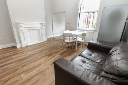 4 bedroom terraced house to rent - Photo 4