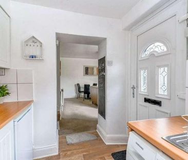 Cross Lane, Bingley, West Yorkshire, BD16 - Photo 5