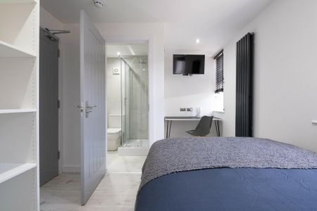 4 bedroom house to rent - Photo 3