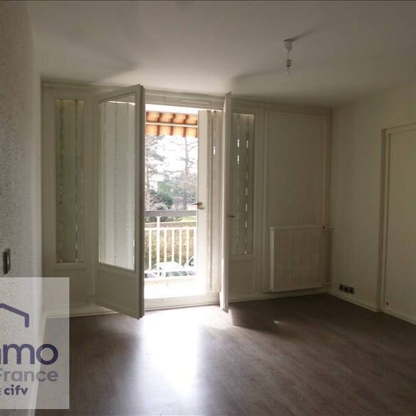 Appartement 3 pièces - 69230 Saint-Genis-Laval - Photo 1