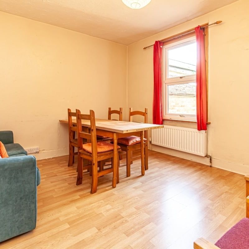 Marlborough Road, Grandpont - Photo 1