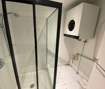 Charming Top-Floor Warehouse Apartment on the River - White Goods I... - Photo 6