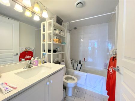 For Lease - 9015 Leslie Street Unit# 1008, Richmond Hill, Ontario - Photo 3