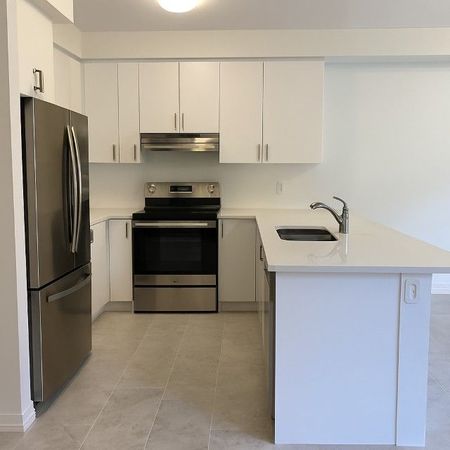 For Lease - 13 Sassafras Road, Springwater, Ontario - Photo 4