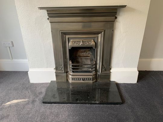 Vicarage Road, Watford - Photo 1