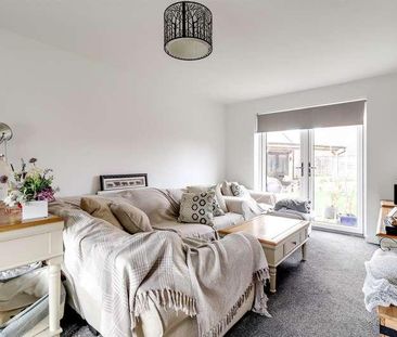 Bishops Cleeve, GL52 - Photo 2