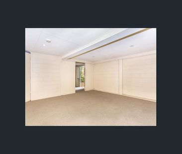 Queenslander with Modern Twist - Photo 4