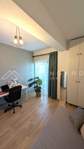 Apartament modern cu 3 camere de inchiriat, parcare, Europa - Photo 3