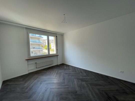 Bel appartement rénové, 3.5 pièces avec vue sur le Lac - Photo 1