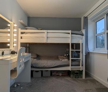 2 bedroom semi-detached house to rent - Photo 5