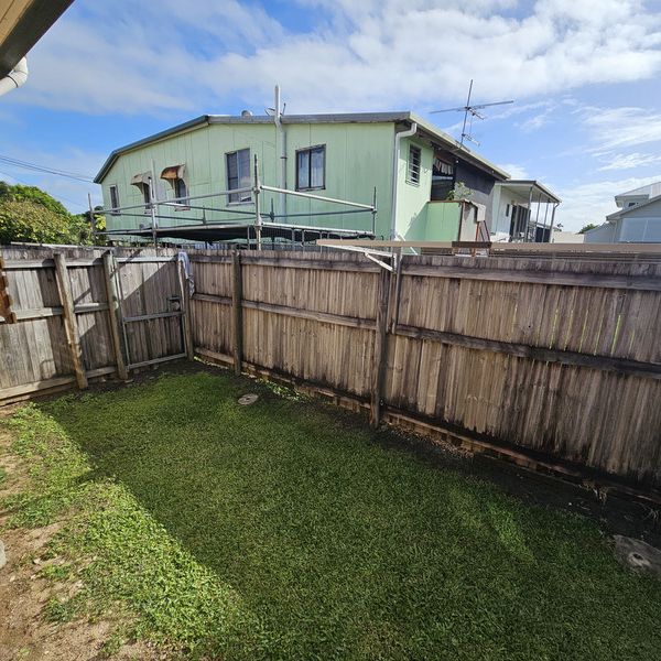 Neat Two Bedroom Unit In East Mackay - Photo 1