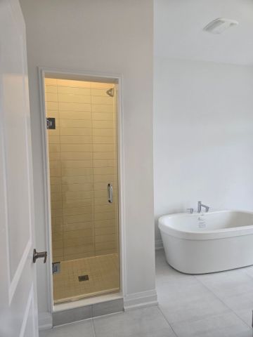 For Lease - 171 Seguin Street, Richmond Hill, Ontario - Photo 2