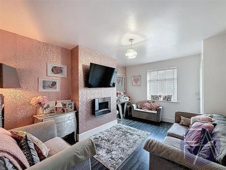 2 bedroom cottage to rent - Photo 2