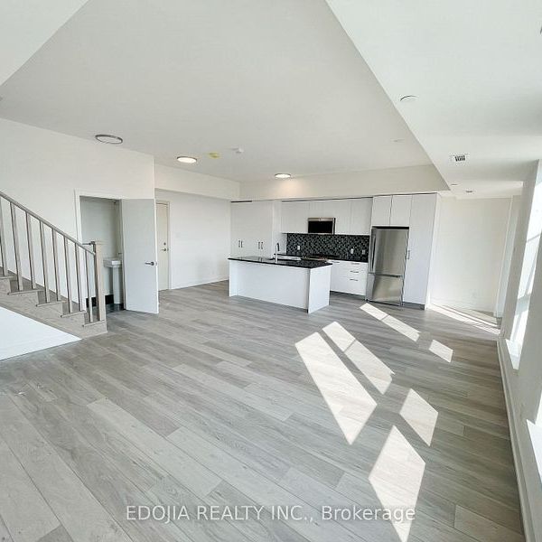 For Lease - 101 cathedral high Street Unit# PH13, Markham, Ontario - Photo 1