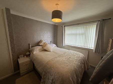Boston Close, Heath Hayes, WS12 2SN, Cannock - Photo 3