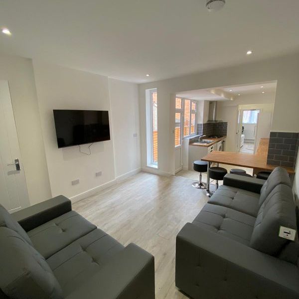 91 Storer Road - Brand New 5 BedLoughborough - Photo 1