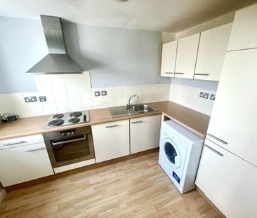 2 bedroom apartment to rent - Photo 4