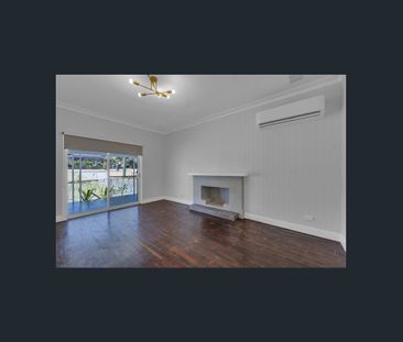 FRESHLY REFURBISHED 3x2 HOME IN MEDINA! - Photo 4