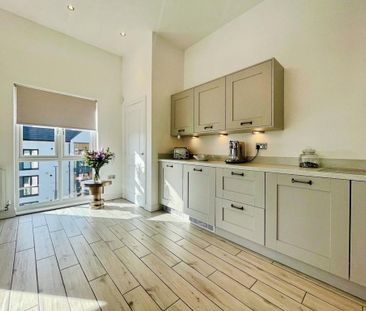 2 bedroom penthouse to rent - Photo 6