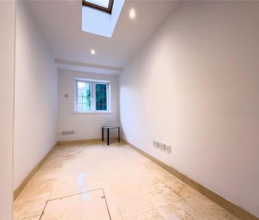 5 bedroom detached house to rent - Photo 1