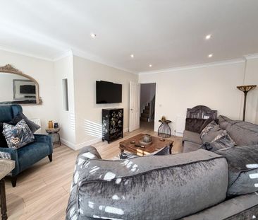 3 bedroom terraced house to rent - Photo 1