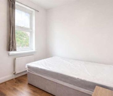 Wickham Lane, London, SE2 - Photo 1