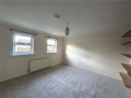 4 bedroom detached house to rent - Photo 5