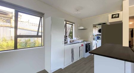 Welcome home to 3A Leinster Avenue - Photo 4