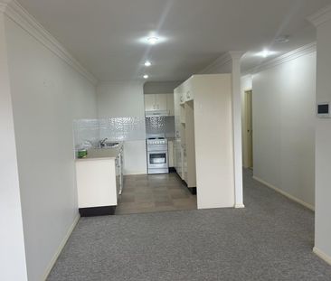 Coastal Convenience in the Heart of The Entrance - Photo 4