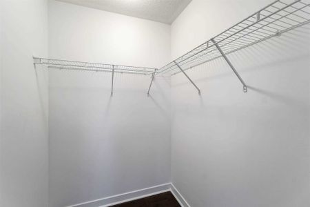 For Lease - 370 Square One Dr Drive, Mississauga, Ontario - Photo 2