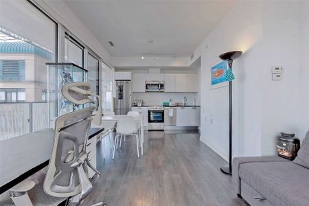 For Lease - 42 Charles Street Unit# 3204, Toronto, Ontario - Photo 2