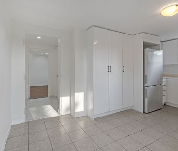 For Lease - 2724 Lake Shore Boulevard, Toronto, Ontario - Photo 4