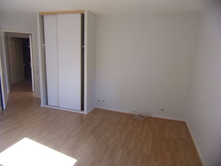 Location appartement 3 pièces 83.95 m² à Courbevoie (92400) - Photo 3