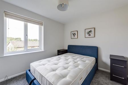 Hallam Chase, Sandygate, Sheffield - Photo 4