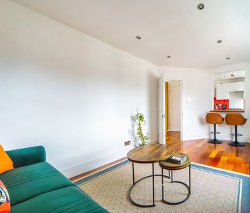 Oaklands Grove - Photo 4