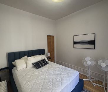 2175 Rue Crescent apartment — Montréal, QC (1-Bedroom) - 1 Bedroom - Photo 4